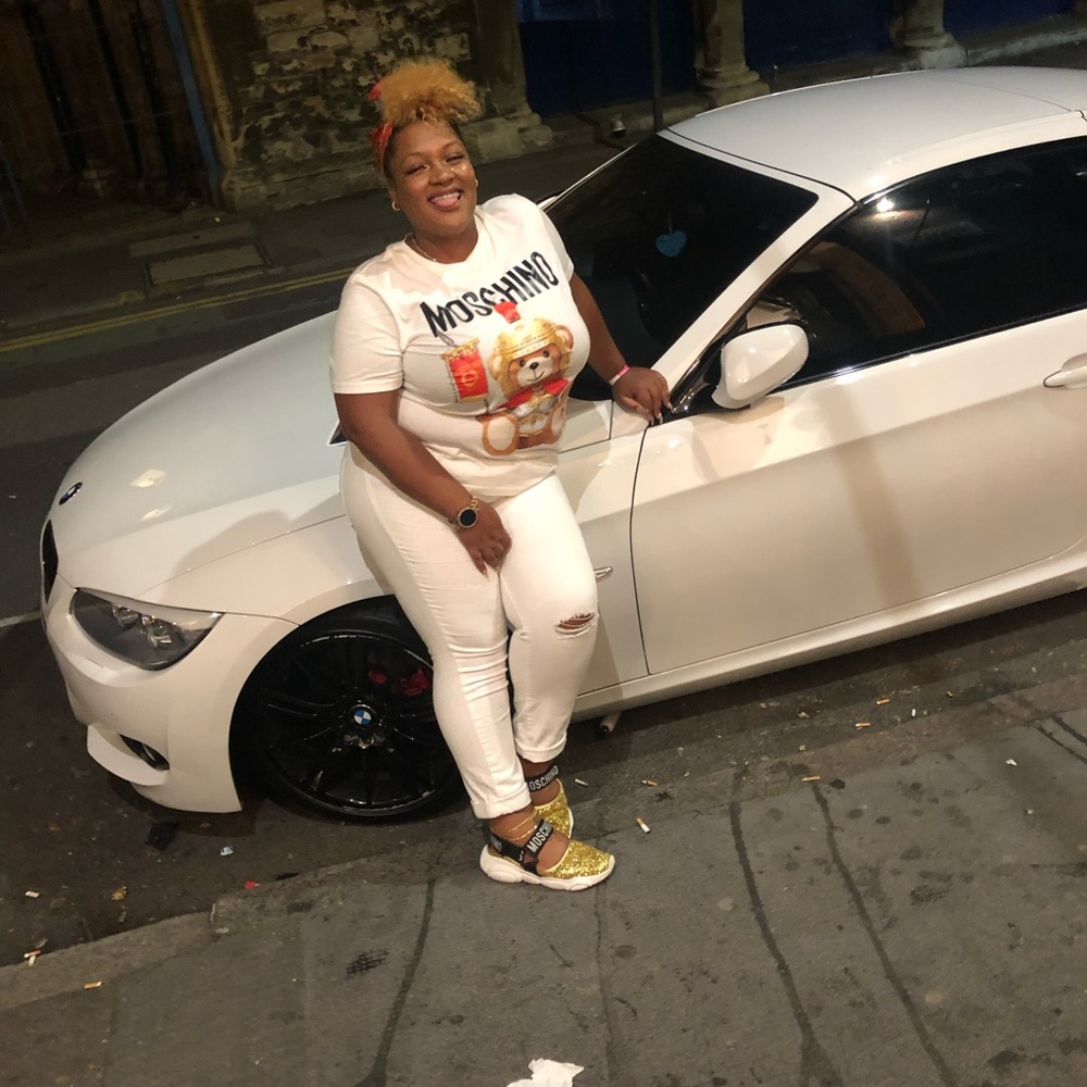 Meet your Posher, Ye